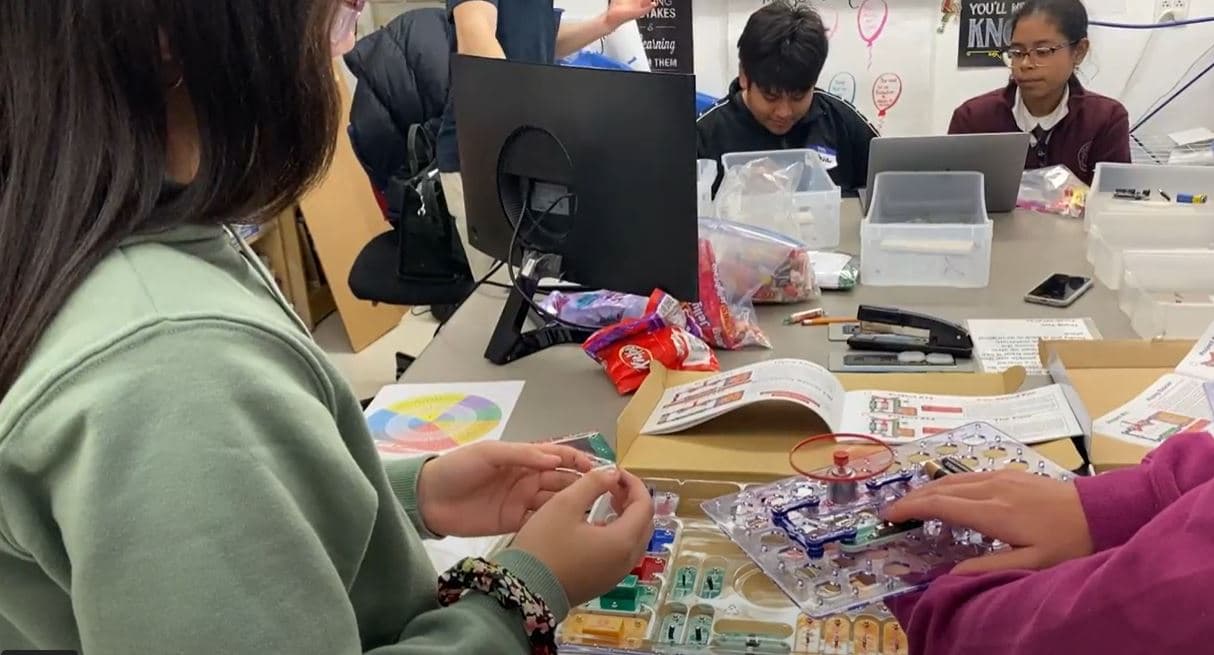 Students participating in an ABC Harlem TechShare workshop